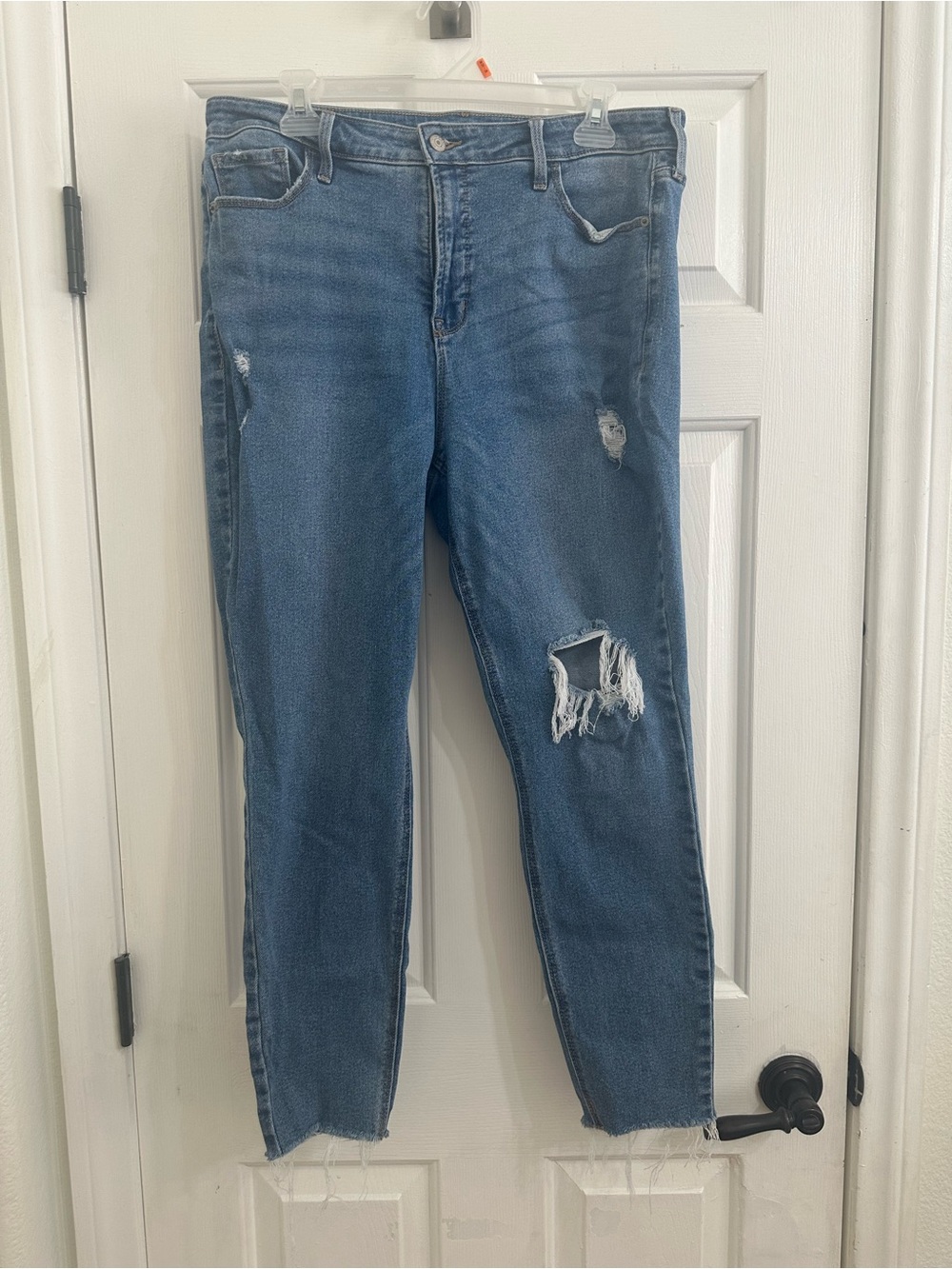 Old Navy Women's Blue Rockstar super skinny Distressed Jeans